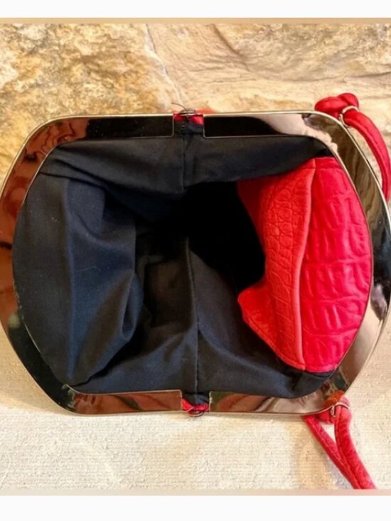 Vintage 1980s Red Leather Crocodile Embossed Purse - Picture 9 of 12